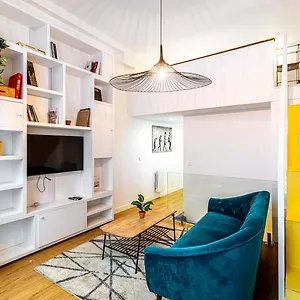 Disponible - Paris - All Equipped Duplex - From 1 To 6 Guests Paris